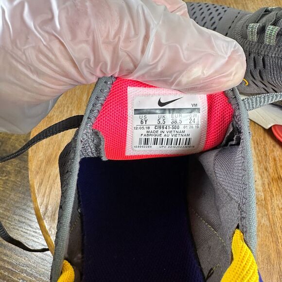 Nike Air Max 270 GS Regency Purple Laser Orange Women's Size 7.5 CI9941-500 - Picture 8 of 9